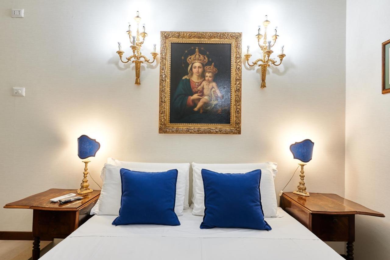 Fabrizio's Rooms Roma Esterno foto