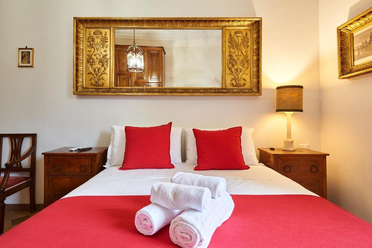 Fabrizio's Rooms Roma Esterno foto