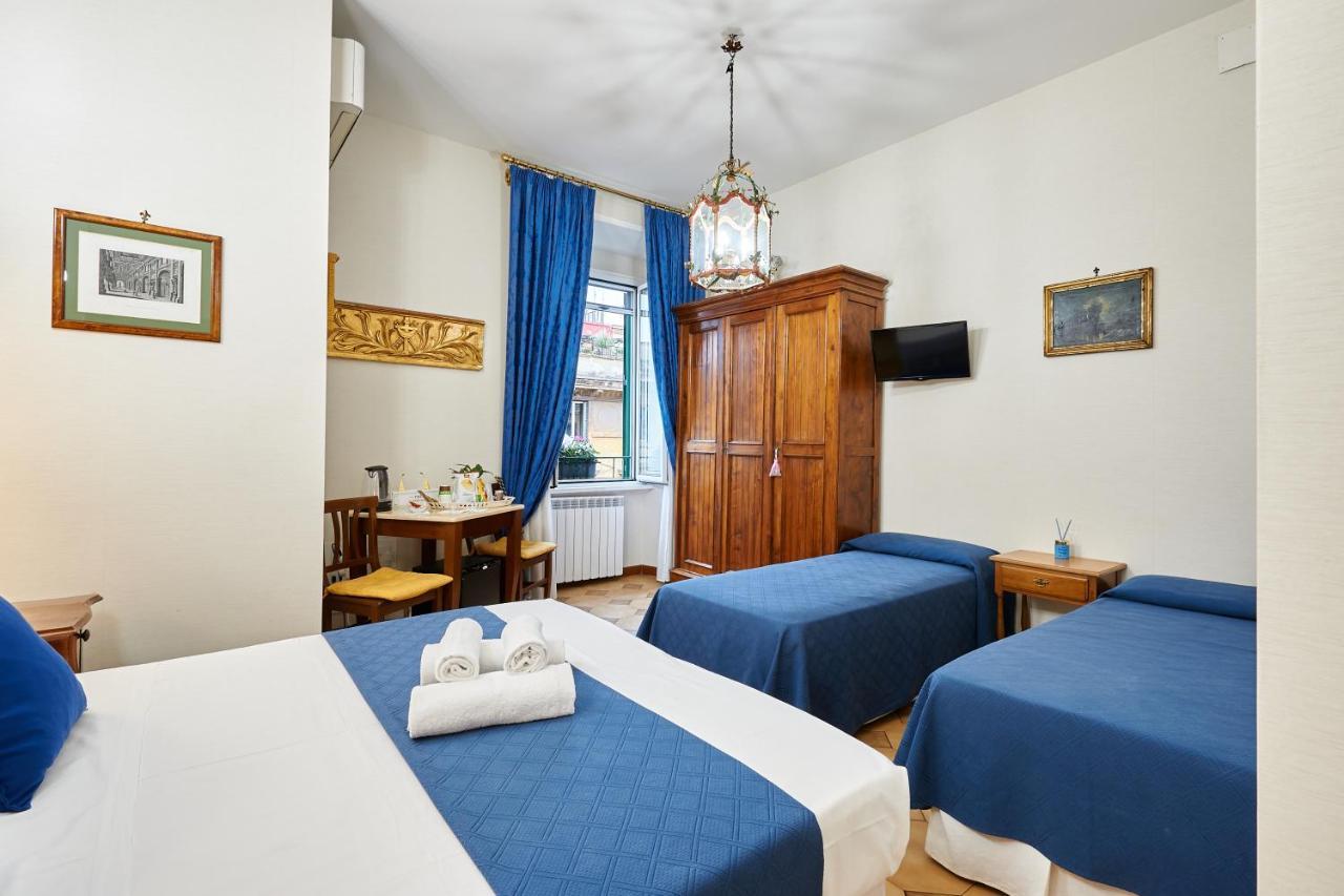 Fabrizio's Rooms Roma Esterno foto